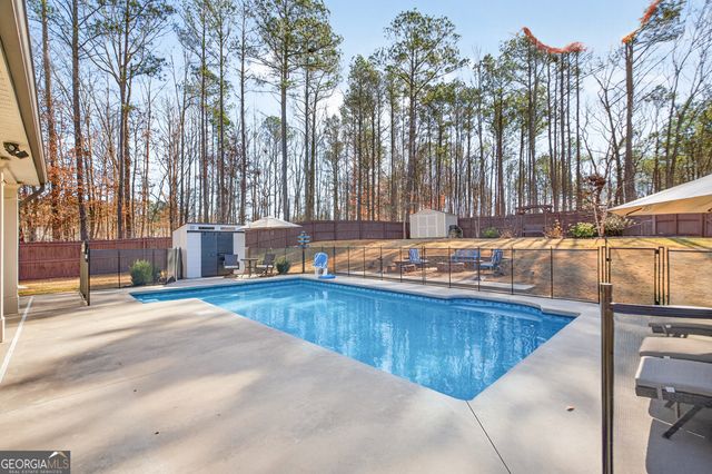 65 Kimberly Way, Hull, GA 30646