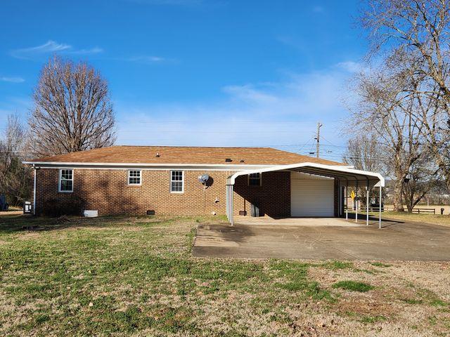 1715 Vales Mill Rd, Pulaski, TN 38478