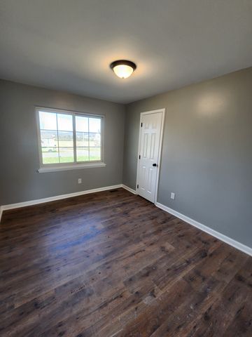 1715 Vales Mill Rd, Pulaski, TN 38478