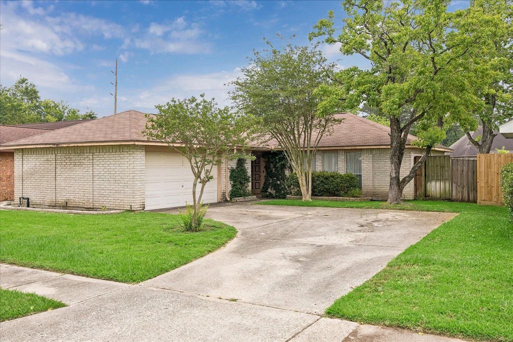 4807 Roserock Lane, Spring, TX 77388