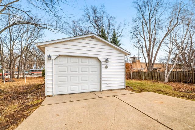 344 COOLIDGE STREET, Green Bay, WI 54301