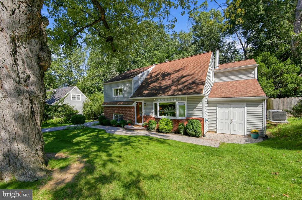 28 SUNSET DR, PAOLI, PA 19301 — photo 2