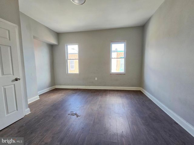 1721 N LECOUNT ST, Philadelphia, PA 19121