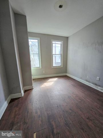 1721 N LECOUNT ST, Philadelphia, PA 19121