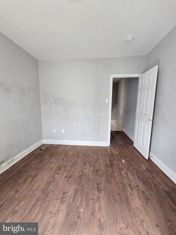 1721 N LECOUNT ST, Philadelphia, PA 19121