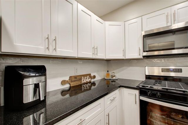 2479 Peachtree Road NE 304, Atlanta, GA 30305