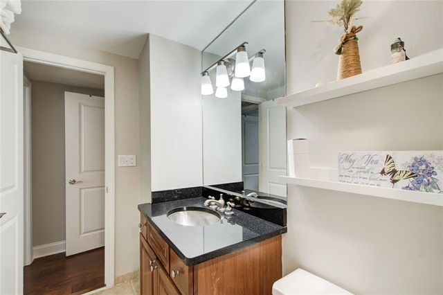 2479 Peachtree Road NE 304, Atlanta, GA 30305