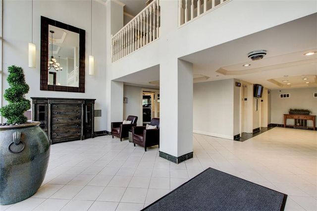 2479 Peachtree Road NE 304, Atlanta, GA 30305