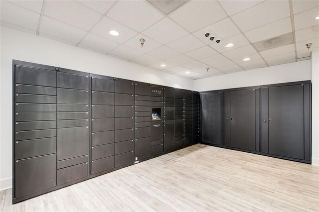 2479 Peachtree Road NE 304, Atlanta, GA 30305