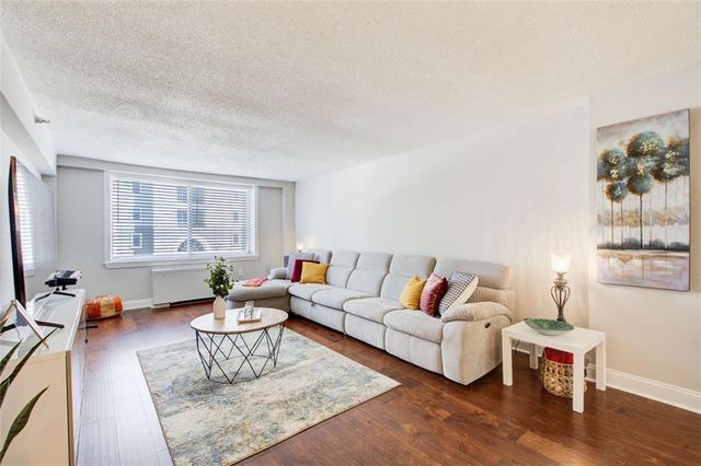 2479 Peachtree Road NE 304, Atlanta, GA 30305