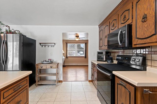 315 JOHNSON STREET, Pulaski, WI 54162