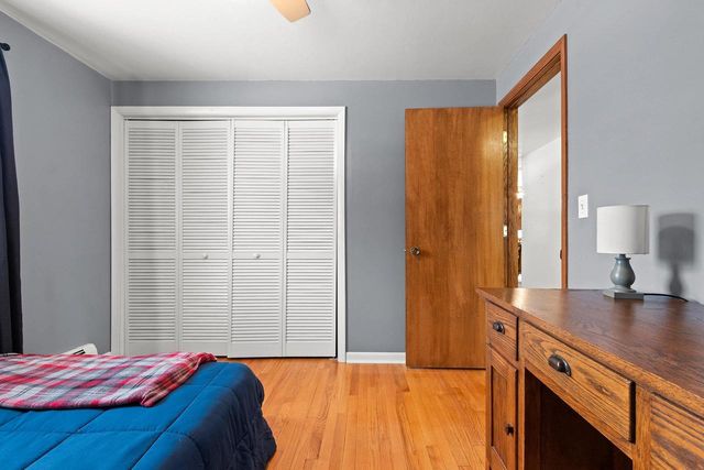 315 JOHNSON STREET, Pulaski, WI 54162