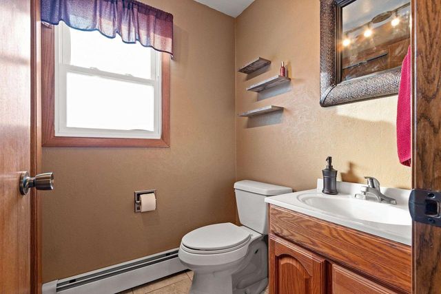 315 JOHNSON STREET, Pulaski, WI 54162