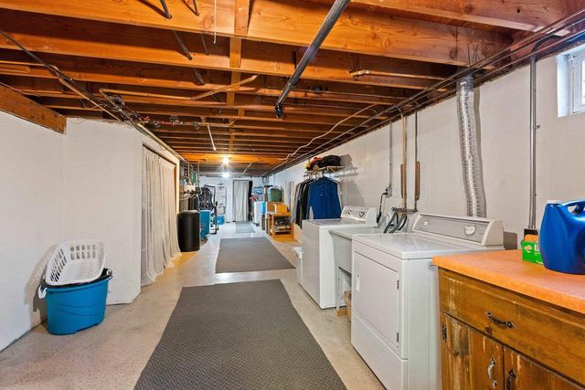 315 JOHNSON STREET, Pulaski, WI 54162