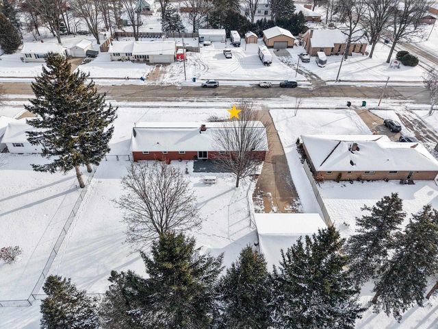 315 JOHNSON STREET, Pulaski, WI 54162