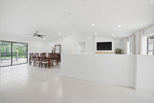 9642 NW 1ST Place, Coral Springs, FL 33071