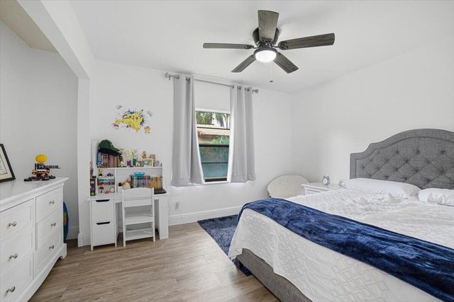 9642 NW 1ST Place, Coral Springs, FL 33071