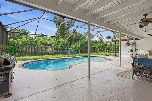 9642 NW 1ST Place, Coral Springs, FL 33071