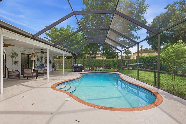 9642 NW 1ST Place, Coral Springs, FL 33071