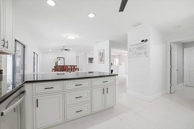 9642 NW 1ST Place, Coral Springs, FL 33071