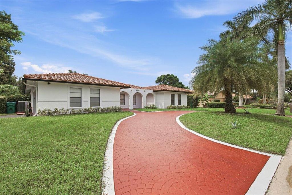9642 NW 1ST Place, Coral Springs, FL 33071
