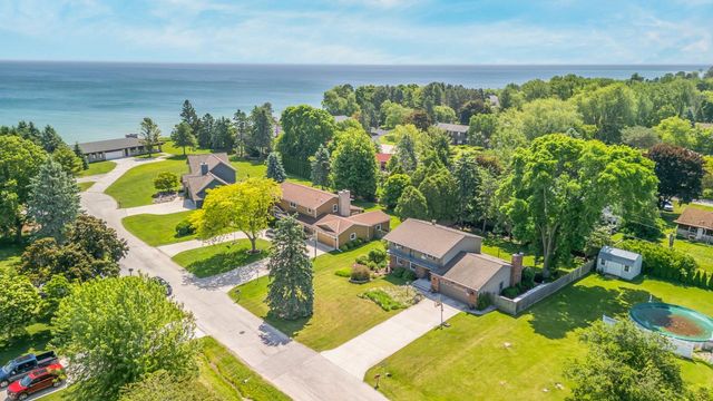 721 Birch Tree ROAD, Sheboygan, WI 53083