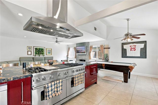 24382 Corta Cresta, Lake Forest, CA 92630