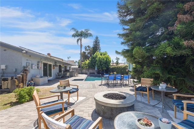 24382 Corta Cresta, Lake Forest, CA 92630
