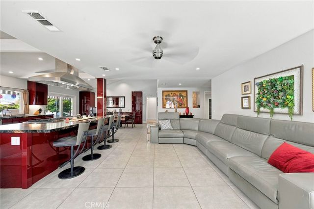 24382 Corta Cresta, Lake Forest, CA 92630