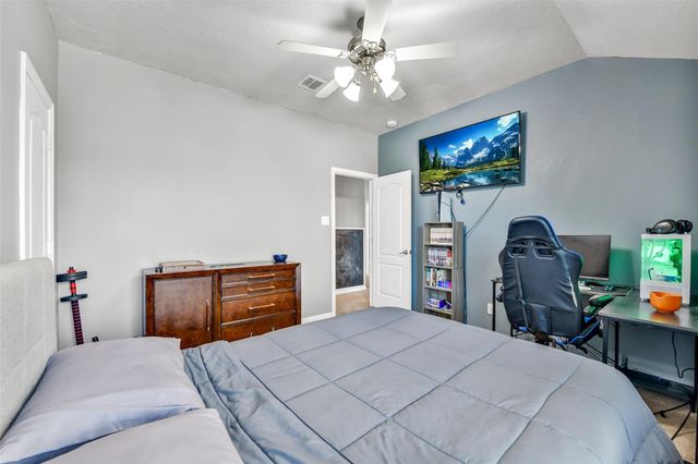 410 Havenstone Lane, La Marque, TX 77568