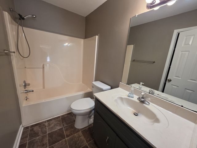 1238 Marla Dr, Clarksville, TN 37042