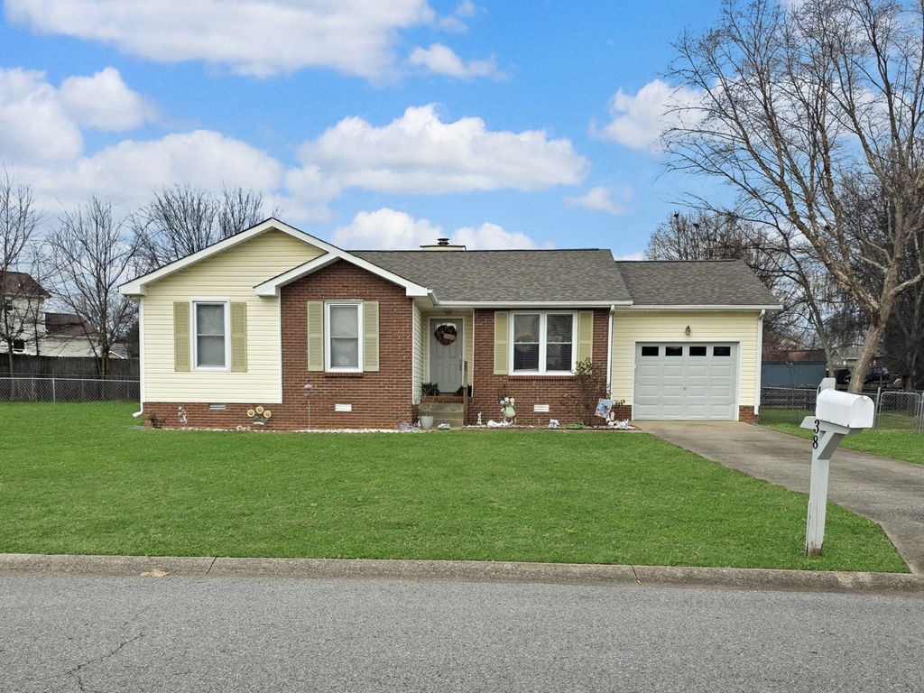 1238 Marla Dr, Clarksville, TN 37042