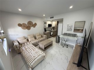 944 Jefferson Ave 15, Miami Beach, FL 33139