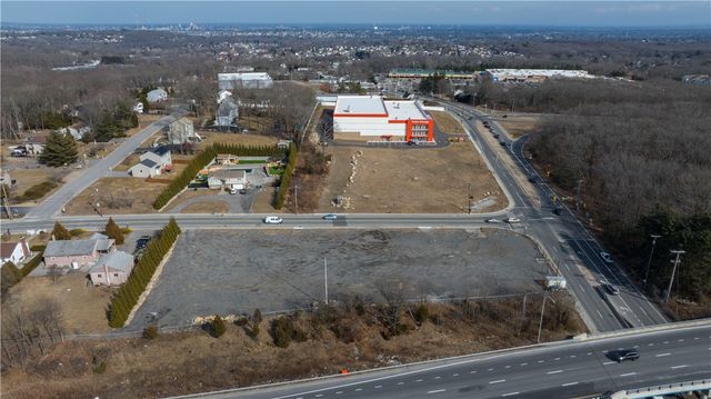1835 Plainfield Pike Pike, Johnston, RI 02919