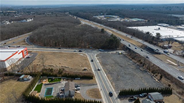 1835 Plainfield Pike Pike, Johnston, RI 02919