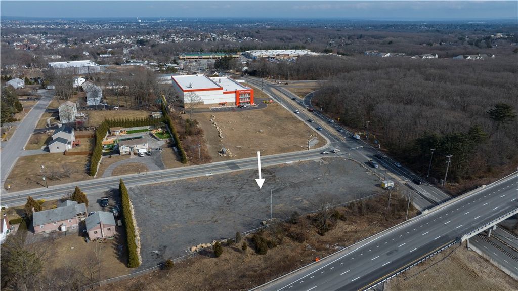 1835 Plainfield Pike Pike, Johnston, RI 02919