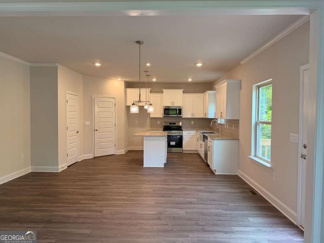 484 Magnolia Grove Place, Cornelia, GA 30531