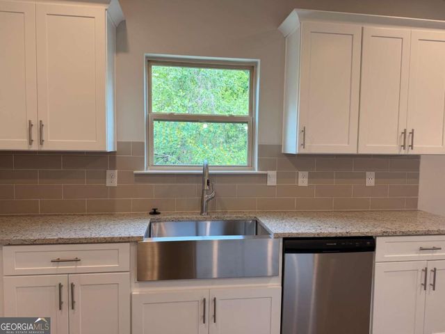 484 Magnolia Grove Place, Cornelia, GA 30531