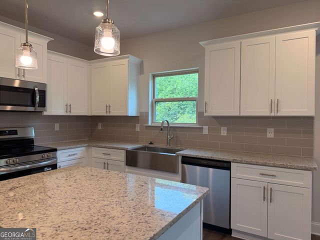 484 Magnolia Grove Place, Cornelia, GA 30531