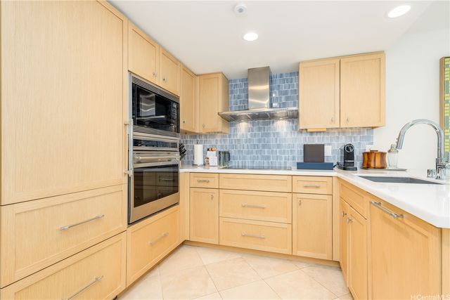 223 Saratoga Road 1622, Honolulu, HI 96815