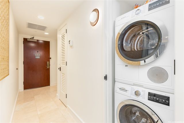 223 Saratoga Road 1622, Honolulu, HI 96815