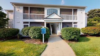 2666 S Knightsbridge Circle, Ann Arbor, MI 48105