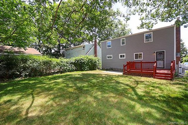 530 Coolidge Avenue, Rockville Centre, NY 11570
