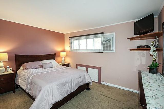 530 Coolidge Avenue, Rockville Centre, NY 11570