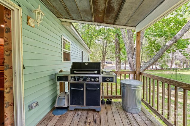 23 Mountain Meadow Lane, Canton, NC 28716