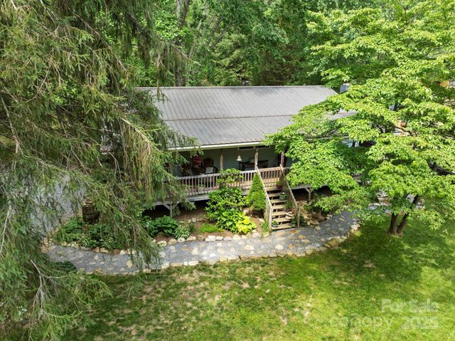 23 Mountain Meadow Lane, Canton, NC 28716