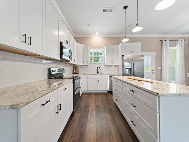 131 Wildwood Forest Road, Hot Springs, AR 71913