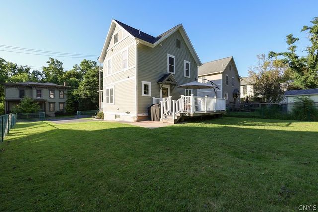 18 Westlake Avenue, Auburn, NY 13021