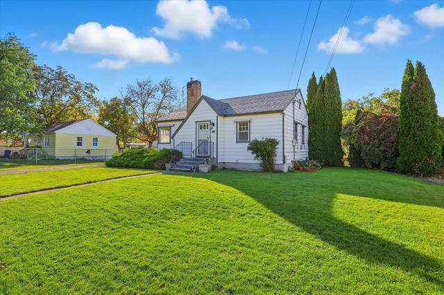 419 N Felts Rd, Spokane, WA 99206