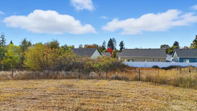 419 N Felts Rd, Spokane, WA 99206
